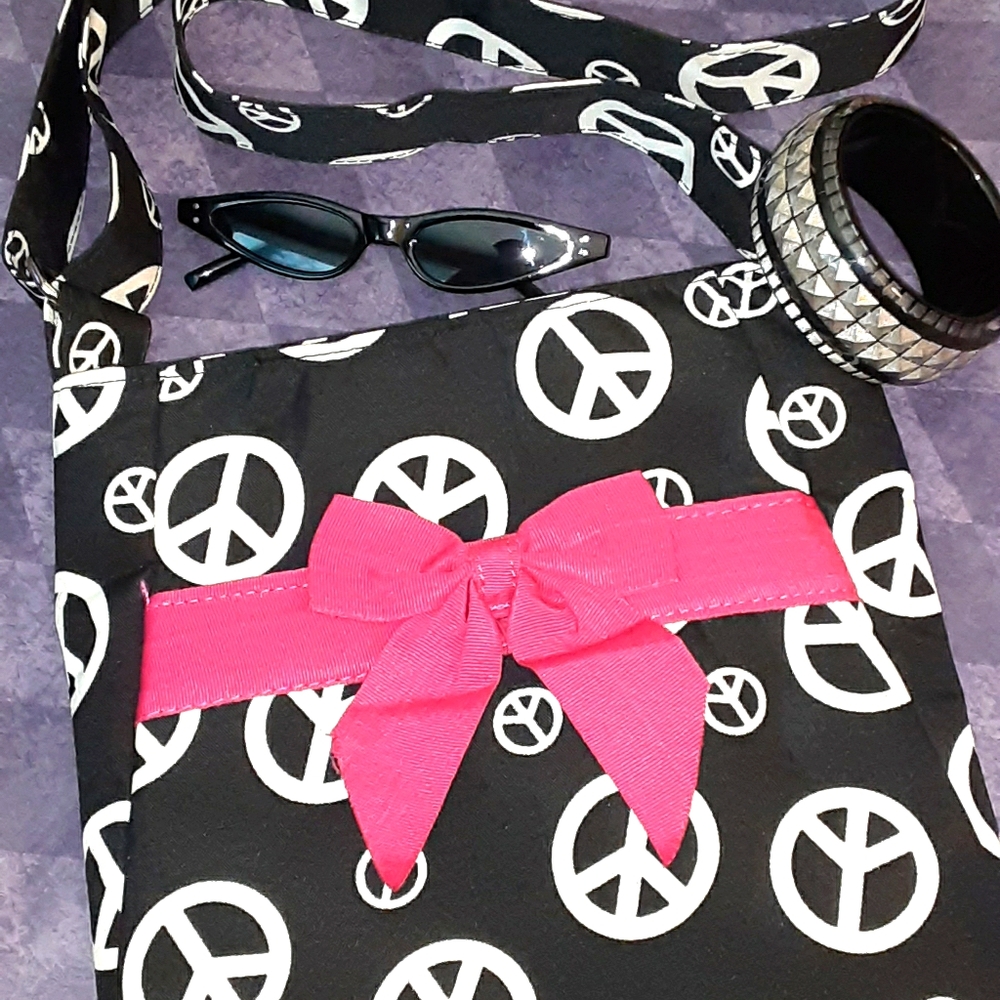 Pink & Peace 3 PIECE GIFT SET